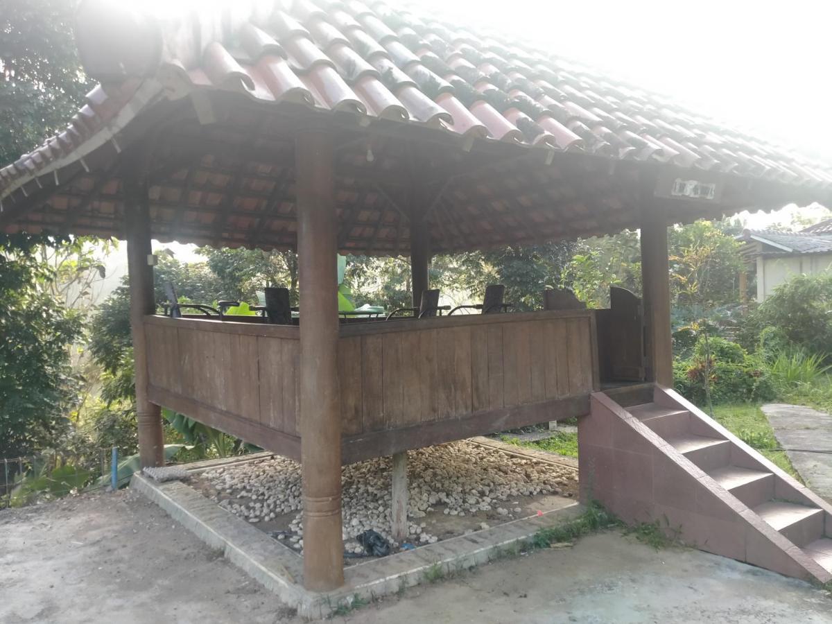 Villa Batu Tua Puncak Mitra Reddoorz Bogor Exterior photo